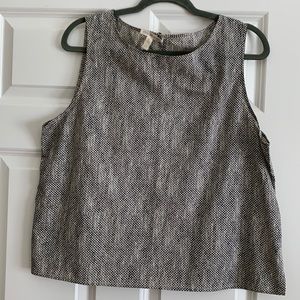 Eileen Fisher Black & off white print Sleeveless top.